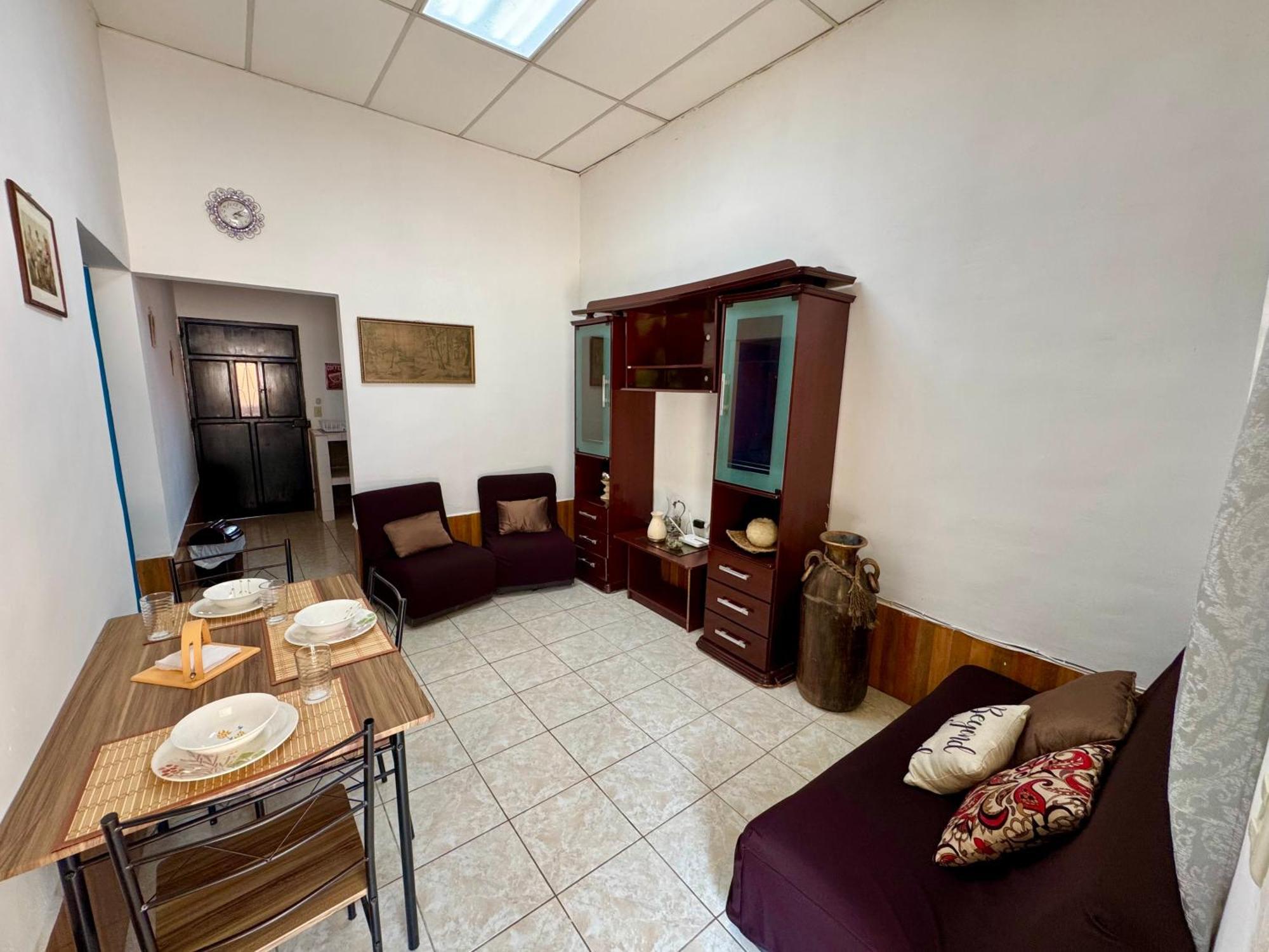 Hostal Inn 1 Flores Dış mekan fotoğraf