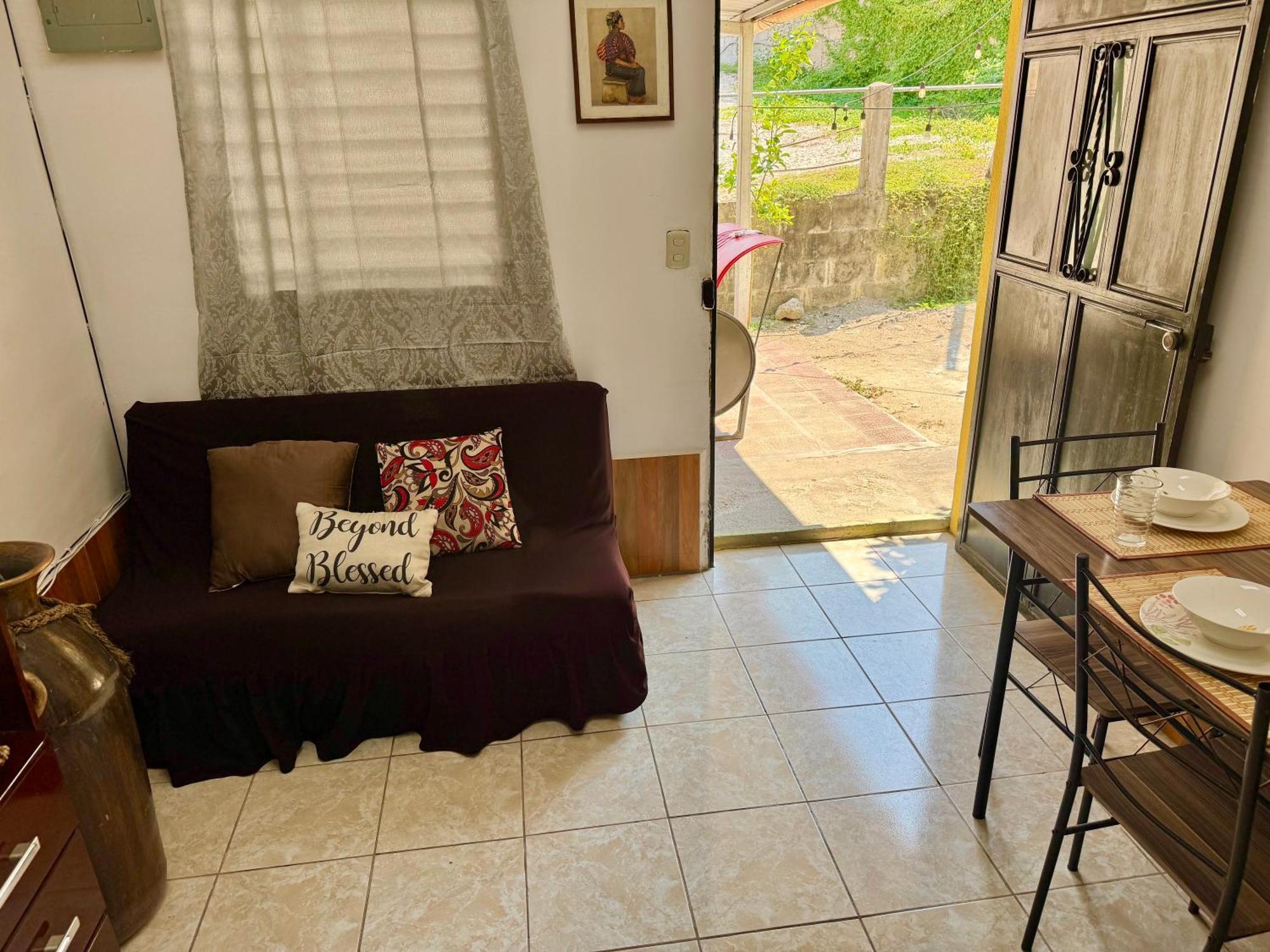 Hostal Inn 1 Flores Dış mekan fotoğraf