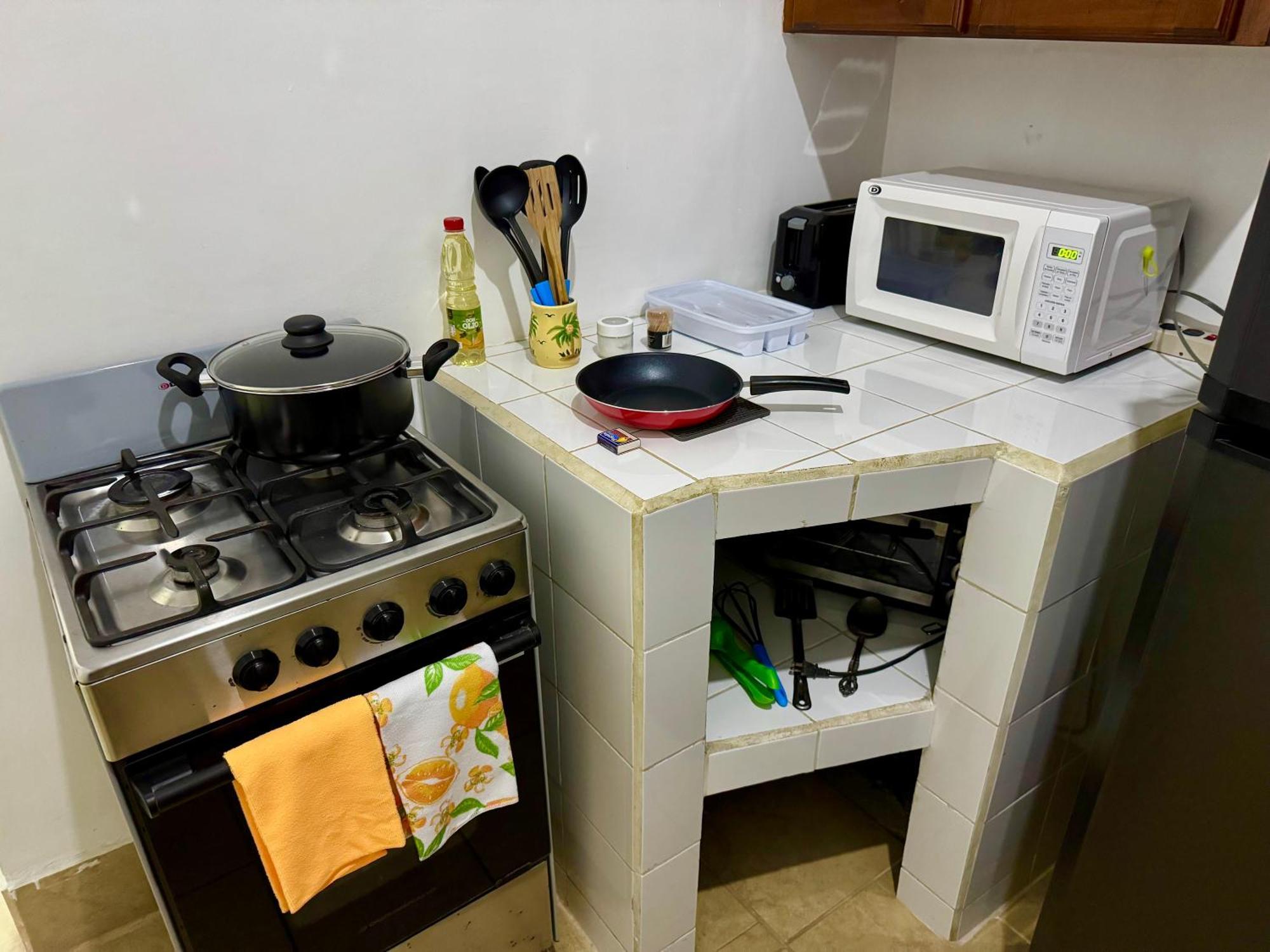 Hostal Inn 1 Flores Dış mekan fotoğraf